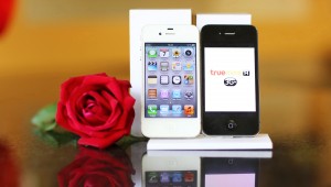 Truemove H Valentine 2013 iPhone 5 and iPad Mini