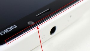 ปัญหาหน้าจอดับ แต่เครื่องยังทำงานอยู่ ของ Nokia Lumia แก้ไขได้ง่ายๆด้วยผ้าเช็ด