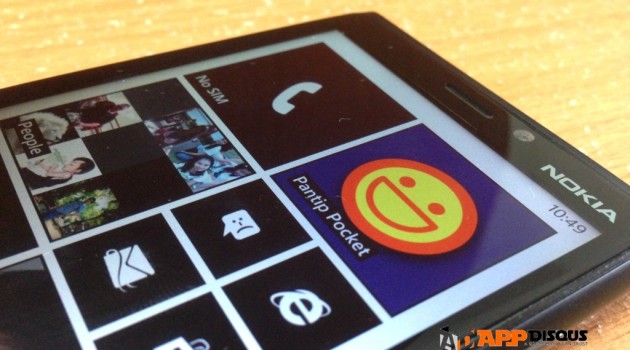 Nokia Lumia หน้าจอ ขาวดำ 001