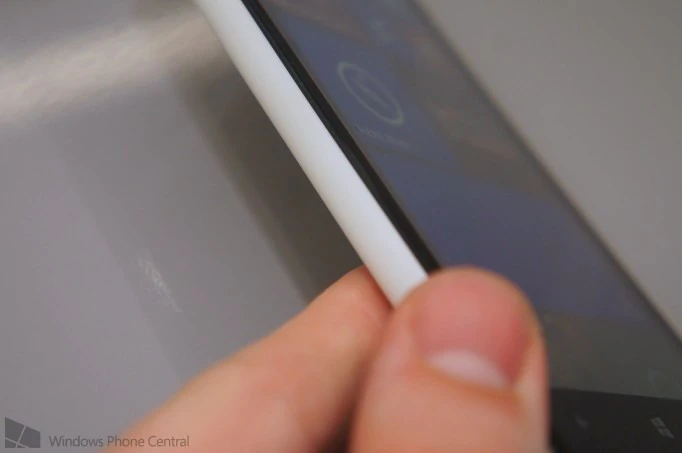 Lumia_625_side