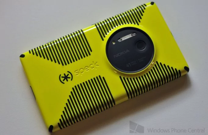 Speck_Lumia1020_top