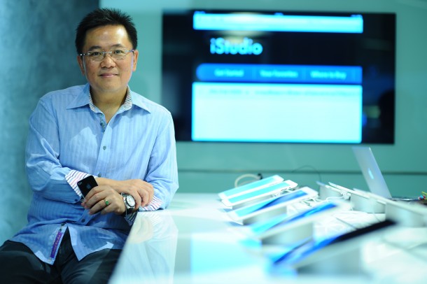 ไตรสรณ์-วรญาณโกศล iStudio SPVi
