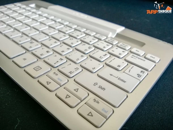 Acer Iconia W3 Review_Keyboard 4