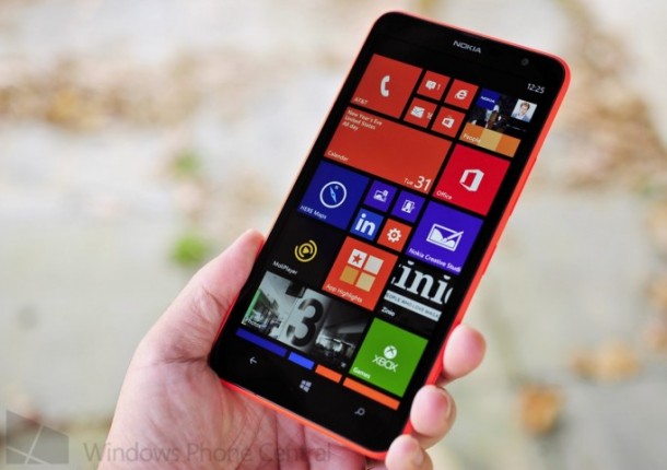 Nokia Lumia 1320 แฟบเล็ตหน้าจอใหญ่ ราคาเบาๆ