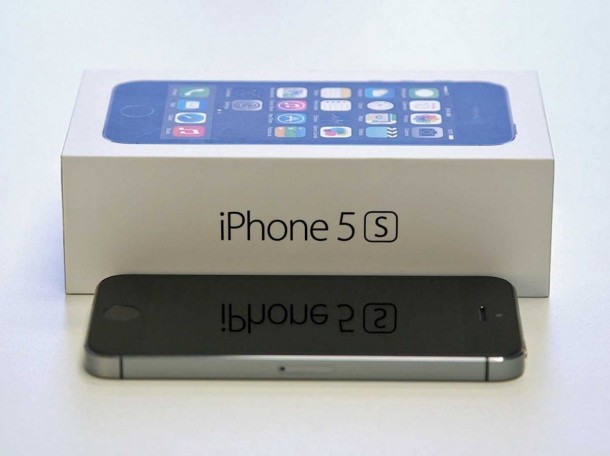 the-next-iphone-will-be-a-break-from-the-look-of-the-iphone-55s