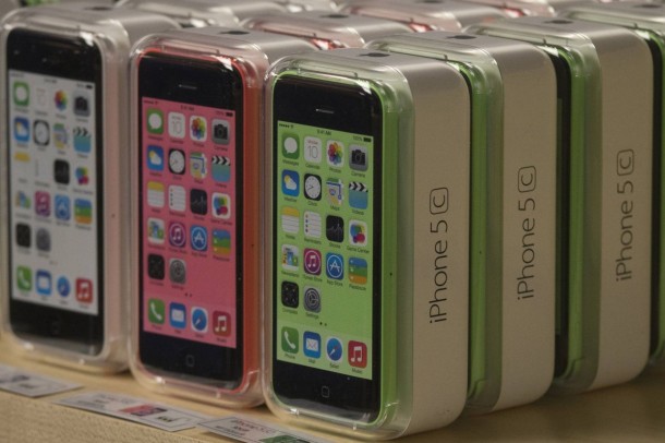what-happens-to-the-iphone-5c-it-probably-gets-killed-no-one-really-likes-this-phone