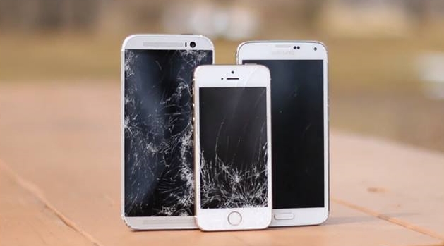 drop test Apple iPhone 5s, Samsung Galaxy S5  HTC One M8 001
