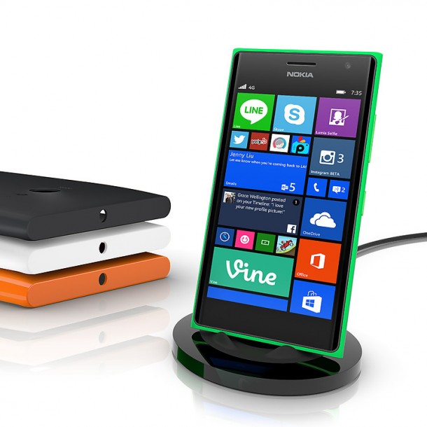 Lumia-735-wireless-charging
