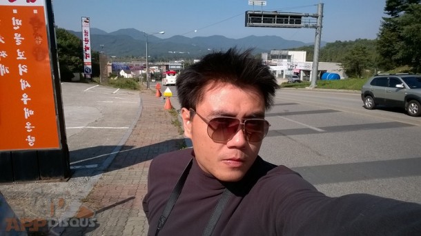 Lumia 730 front camera daylight sample_04