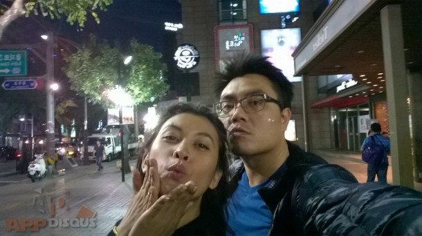 Lumia 730 front camera lowlight sample_03