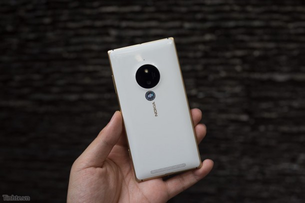 Lumia 830 Gold Edition_7