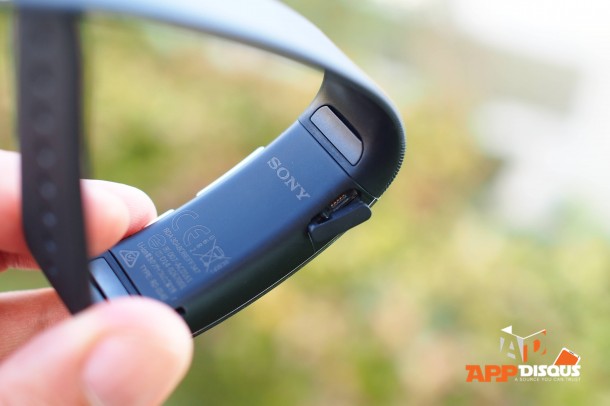 Sony SmartBand Talk SWR30  reviews thailand  (27)