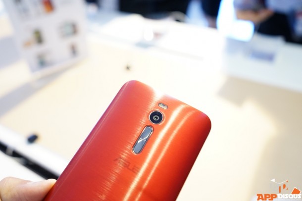 asus zenfone 2thumb_DSC00772_1024 2