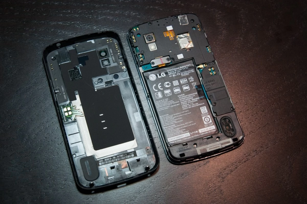 <!--:TH-->!!!Nexus4 เปลี่ยนแบตไม่ยากอย่างที่คิด<!--:--> 1 Nexus4