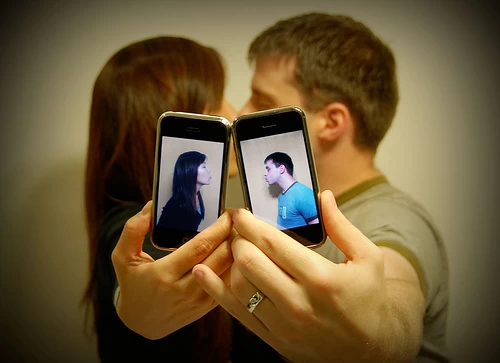 2795335942 28c9041ac3 | Blackbery | <!--:TH--></noscript>ผลสำรวจระบุ ผู้ใช้ iPhone มีคู่ขา(sexual partners) มากที่สุด