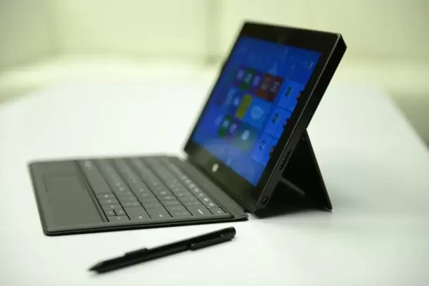 | Microsoft Surface | <!--:TH--></noscript>Surface Pro รุ่น 128GB มีพื้นที่ใช้งานจริงเพียง 83GB