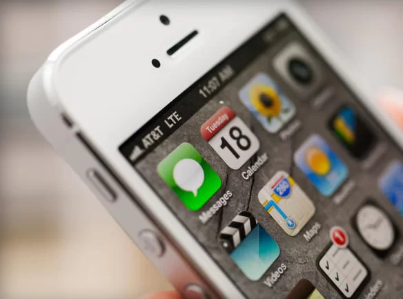 <!--:TH-->ดูให้ชัด เห็นให้จริง ส่องกันให้จะๆ กับหน้าตา iPhone พลาสติก หรือ iPhone ราคาประหยัดที่เป็นข่าวกัน!<!--:--> 1 iPhone Plastic Featured