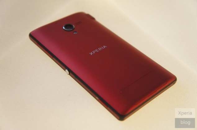 red xperia zl spotted wild 0 | Sony (Xperia Series) | <!--:TH--></noscript>!!!Sony ออกปาก Xperia Z จะได้รับการอัพเดทเป็น Android 4.2 หลังการวางขายไม่นาน และเผยโฉม Xperia ZL สีแดง