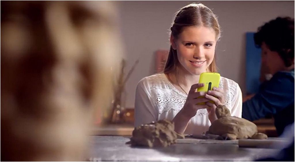New Picture 33 | <!--:TH-->มาแล้ววว !! Nokia Lumia รุ่นใหม่ ปรากฏตัวอย่างลึกลับในโฆษณาทาง TV ของประเทศเนเธอร์แลนด์<!--:-->