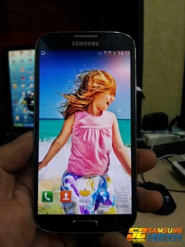 152909r1bn6r6nv6rrcbpj | เปิดตัว | <!--:TH--></noscript>!!!โผล่เครื่องจริงแล้ว! Samsung Galaxy S4 ก่อนวันเปิดตัว 4 วัน หน้าตาเหมือนเดิมเพิ่มขนาดจอ มีรุ่นรหัส GT-i9502 ที่รองรับการใช้งานสองซิม 