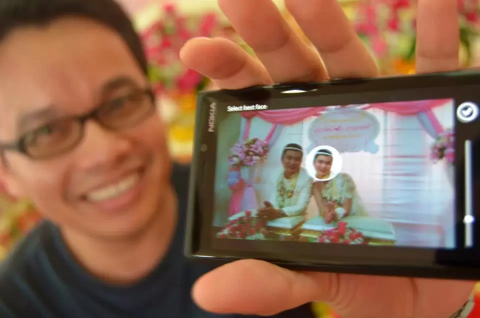 Smart Shoot 001 | NOKIA | <!--:TH--></noscript>รีวิวแอพ Creative Studio, Smart Shoot และ Cinemagraph [WP8] : แอพพลิเคชั่นสำหรับผู้ใช้ Nokia โดยเฉพาะ !! อันว่ากล้องเทพของโนเกีย ไม่ใช่ได้มาง่ายๆ