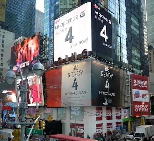 lg optimus g times square troll | เปิดตัว | <!--:TH--></noscript>!!!LG Optimus G ข่มทับ Samsung Galaxy S4 กันแบบ 