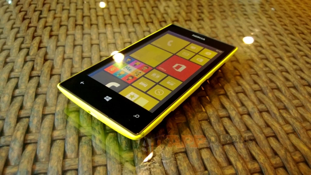 nokia lumia 520 vs 620 4 | adduplex | <!--:TH-->รายงานล่าสุดจาก AdDuplex เผย Nokia Lumia 520 เป็นมือถือ Windows Phone 8 ที่มีผู้ใช้งานมากที่สุดในช่วงเดือนที่ผ่านมา<!--:-->