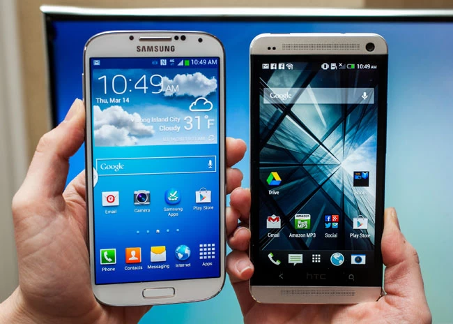Samsung Galaxy S IV VS HTC ONE