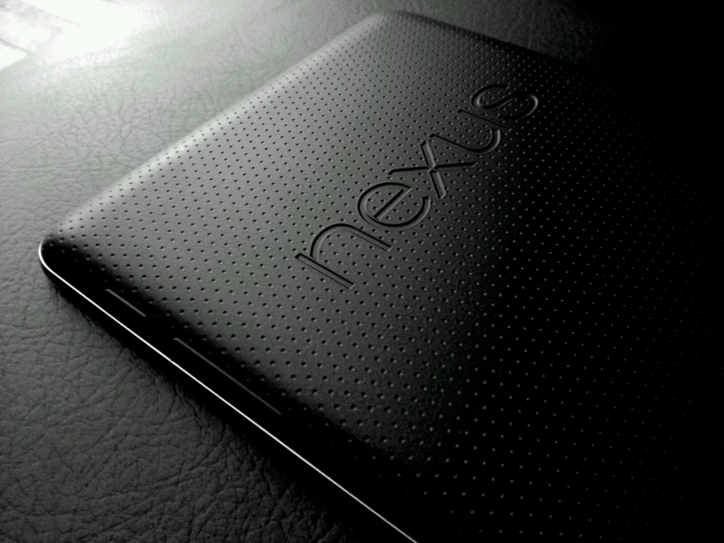 | Nexus 7 | <!--:TH--></noscript>!!!ภาพเล็กๆ ที่น่าจะเป็นของเครื่องต้นแบบ Nexus 7 ตัวใหม่ 