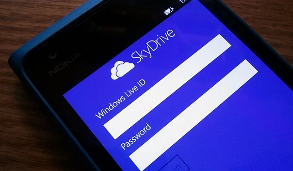 SkyDrive in Windows Phone 8 | SkyDrive | <!--:TH--></noscript>Microsoft เตรียมเพิ่มคุณสมบัติใหม่ๆให้ SkyDrive และชาว Windows Phone จะได้ประโยชน์ด้วย
