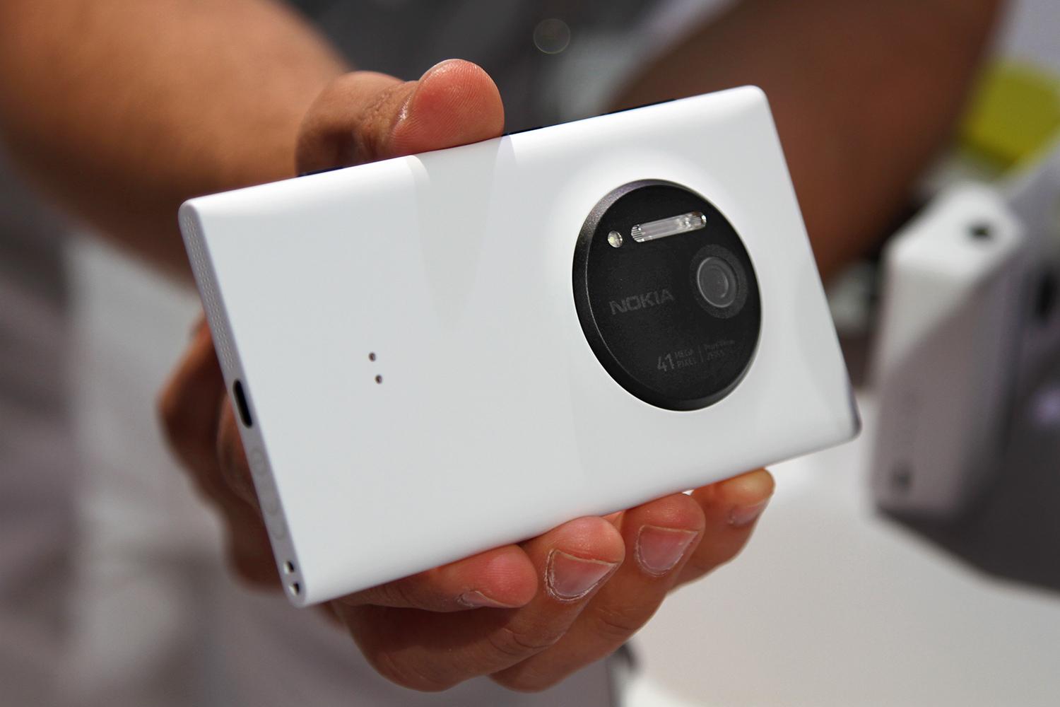 nokia-lumia-1020-camera reviews