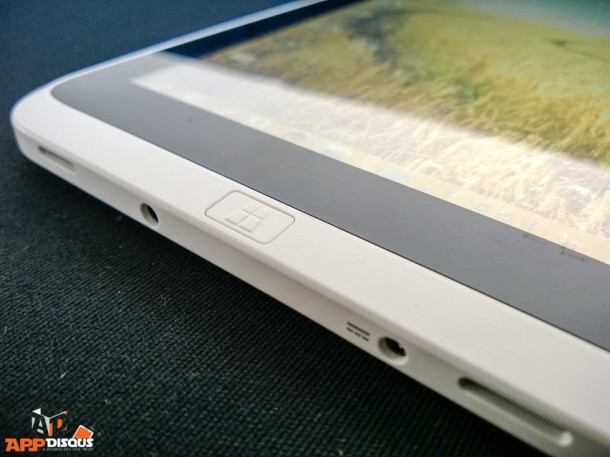 Acer Iconia W3 Review_Body 7