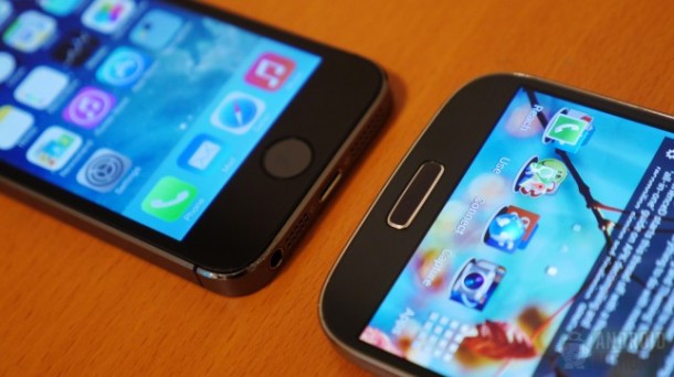 Apple-iPhone-5s-vs-Samsung-Galaxy-S4-aa-6-645x362