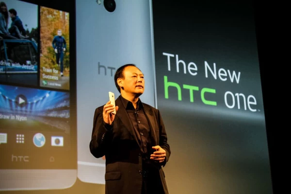 HTC One Peter Chou | Peter Chou | <!--:TH-->HTC ยังไม่มีแผนที่จะปลด CEO Peter Chou ออก<!--:-->