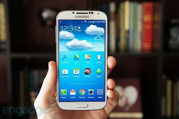 <!--:TH-->Android 4.3 จะมาถึง Samsung Galaxy SIII และ Galaxy S4 เดือนหน้า พร้อมอัพเดทการใช้งานกับ Galaxy Gear<!--:--> 1 main5 | galaxy gear | <!--:TH-->Android 4.3 จะมาถึง Samsung Galaxy SIII และ Galaxy S4 เดือนหน้า พร้อมอัพเดทการใช้งานกับ Galaxy Gear<!--:-->