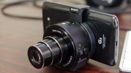 Camera 360 จะสนับสนุนการใช้ร่วมกันกับเลนซ์เสริมติดโทรศัพท์ของ Sony QX-10 และ QX-100