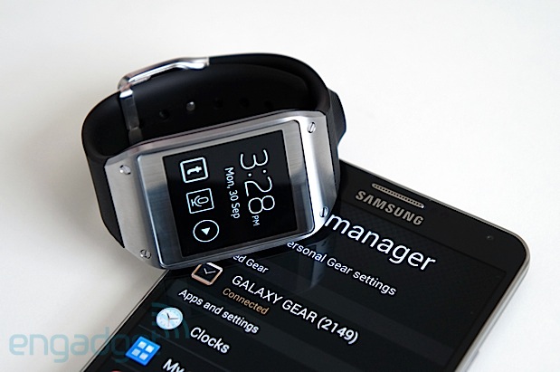 galaxygear lead | Galaxy Note 2 | <!--:TH--></noscript>Samsung เตรียมปล่อยเฟิร์มแวร์ใหม่ให้อุปกรณ์รุ่นก่อนๆใช้งานคู่กับ Galaxy Gear ได้มากขึ้น