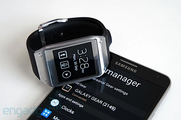 galaxygear lead | galaxy gear | <!--:TH--></noscript>Samsung เตรียมปล่อยเฟิร์มแวร์ใหม่ให้อุปกรณ์รุ่นก่อนๆใช้งานคู่กับ Galaxy Gear ได้มากขึ้น