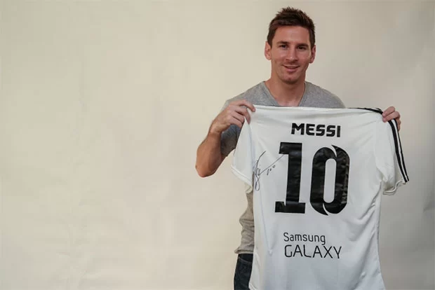 messi | Samsung Galaxy Gear | [คลิป]ในที่สุด Samsung ก็เปิดเผยรวมสมาชิกทีม Galaxy11 โดยได้เมสซี่มาเป็นกัปตันทีม