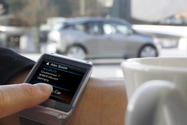 Galaxy Gear and BMW i3 4 | Samsung Galaxy Gear | Samsung Galaxy Gear โชว์เทพในงาน CES ใช้งานคู่กับรถ BMW ได้