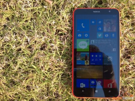 หน้าจอใหญ่เต็มตา สีสันสดใส จุดเด่นของของ Nokia Lumia 1320 สมาร์ทแฟ๊บเล็ตสุดคุ้มจาก Nokia