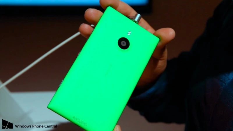 | nokia lumia 1520 | [คลิปวีดีโอ] มาแล้ว!! Nokia Lumia 1520 Green สีเขียวสะท้อนแสงแสบทรวงยากจะห้ามใจ