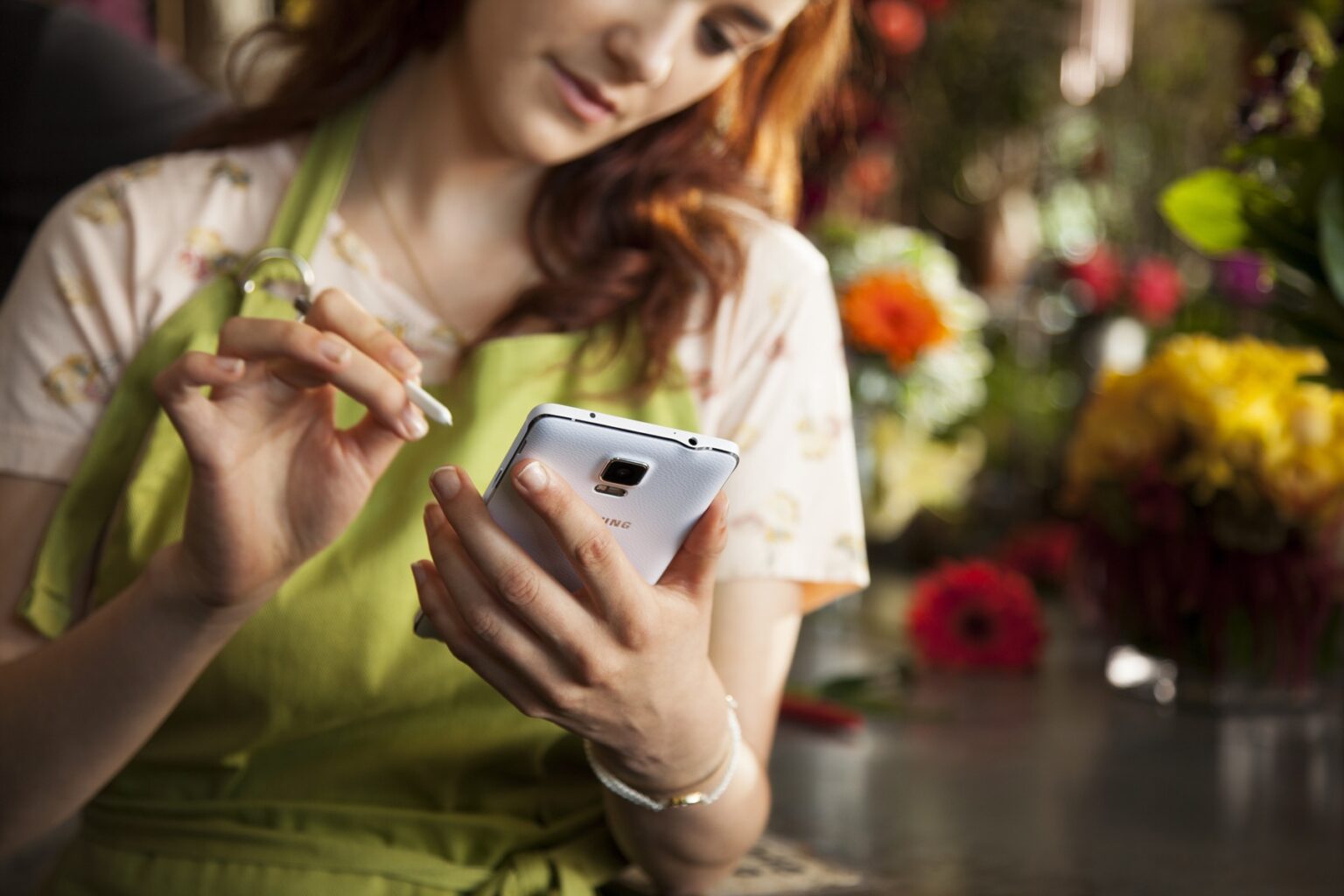 เผยยอดขาย Samsung Galaxy Note4 ได้ 4.5ล้านเครื่องในเดือนแรก แต่ยังน้อยกว่า Note 3ถึง 5แสนเครื่อง