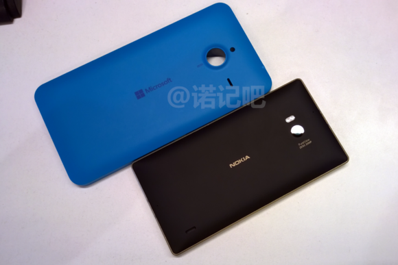 Lumia 930 gold and Lumia 1330_1