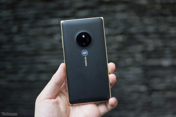 Lumia 830 Gold Edition_8
