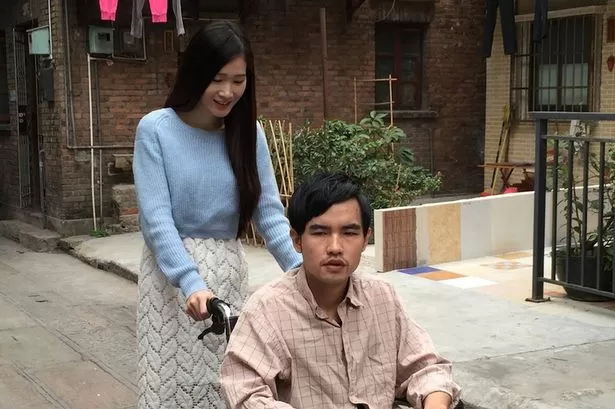 PAY Xiao Dan and Kong Chuang | Jay Cho | “เขาเป็นคนที่อัศจรรย์มาก” นักศึกษาสาวตัดสินใจแต่งกับหนุ่มพิการหลังพบรักออนไลน์ได้เพียง 3 วัน