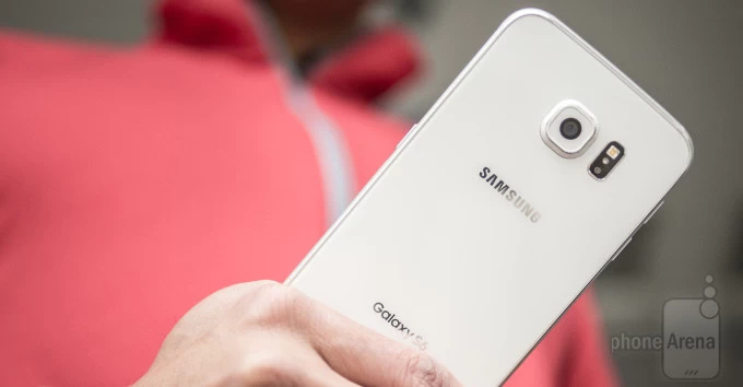 อึดพอมั้ย? เทียบกันชัดๆ กับตารางคะแนนแสดงผลการทดสอบการใช้งานแบตเตอรี่ Samsung Galaxy S6 1 s6 battery2 | galaxy s5 | อึดพอมั้ย? เทียบกันชัดๆ กับตารางคะแนนแสดงผลการทดสอบการใช้งานแบตเตอรี่ Samsung Galaxy S6