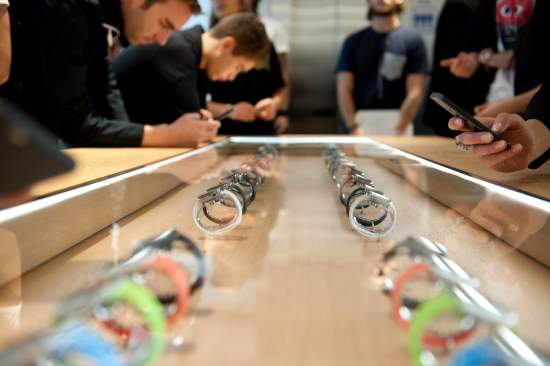 | apple watch | [ข่าว] Apple Watch กระแสตอบรับดีสั่งพรีออเดอร์เกือบล้านในอเมริกา