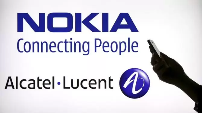 2015 04 14T091657Z 1 LYNXMPEB3D0BS RTROPTP 3 ALCATEL M A NOKIA original | Alcatel-Lucent | [ข่าว] Nokia เข้าซื้อ Alcatel-Lucent แล้ว! ในราคา 16.6 พันล้านเหรียญ!!!