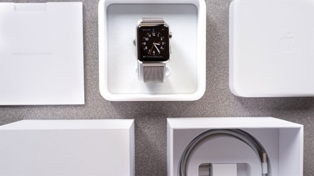 463669-unboxing-the-apple-watch